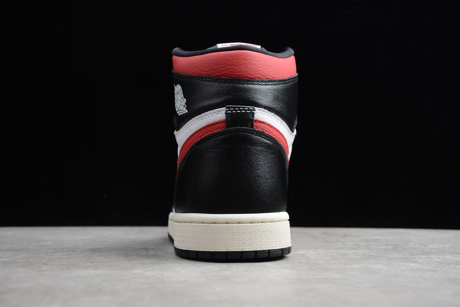 Authentic Air Jordan 1 Retro High Black Gym Red