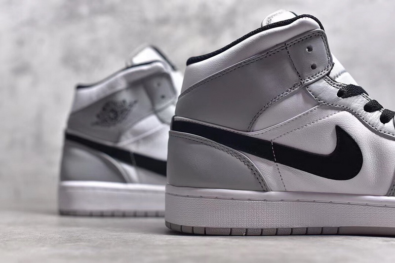 Authentic Air Jordan 1 Mid “Light Smoke Grey”