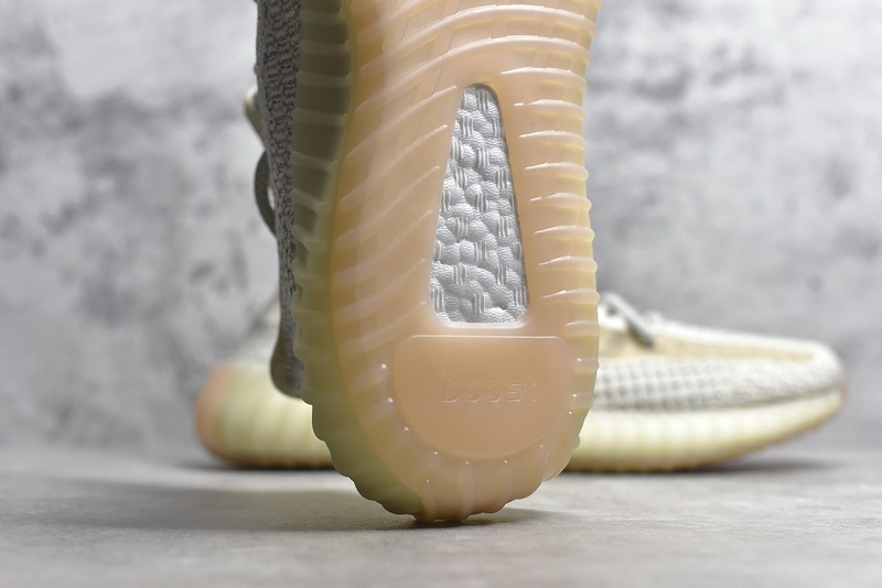 Authentic Yeezy 350 V2“Lundmarks” (full reflective)