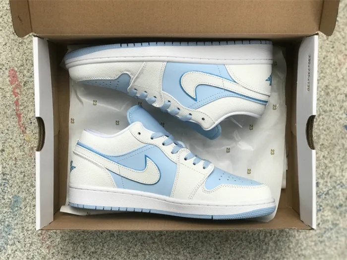 Authentic Air Jordan 1 Low“Ice Blue”