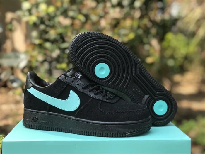 TIFFANY CO. x NIKE AIR FORCE 1 LOW High End Quality