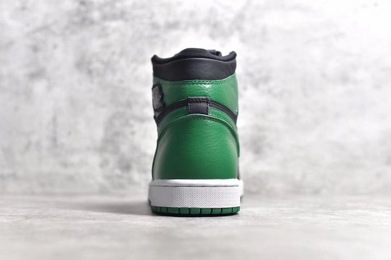  Authentic Air Jordan 1 Retro High OG “Pine Green” GS