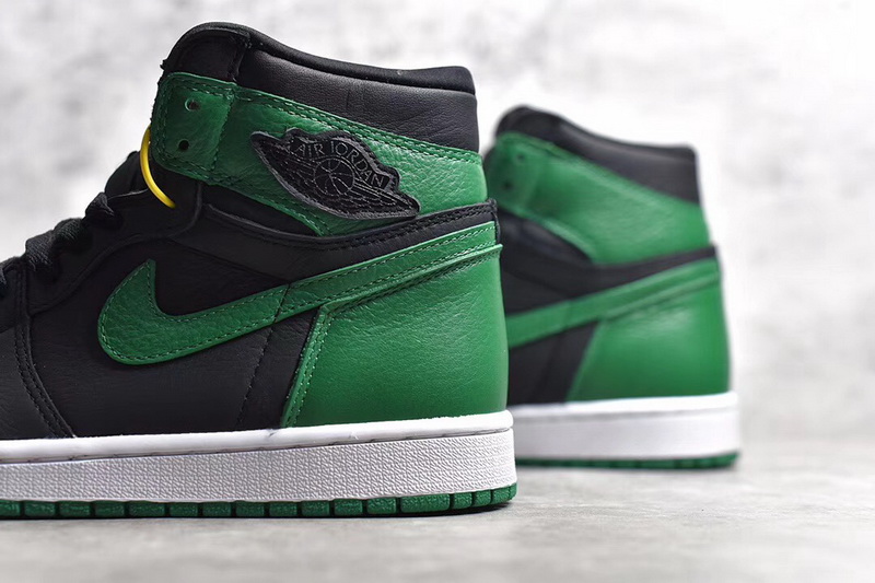 Authentic Air Jordan 1 Retro High OG “Pine Green”