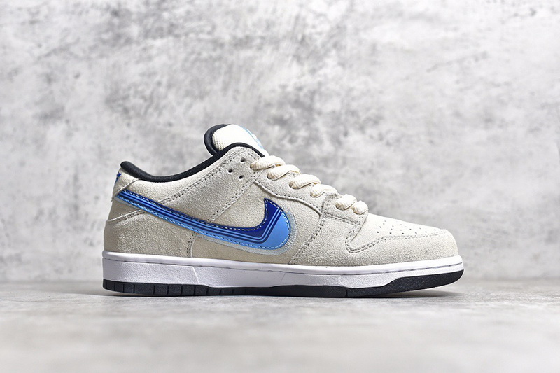 Authentic Nike SB Dunk Low Pro 