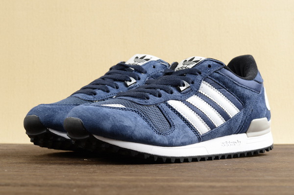 Adidas Originals ZX700-002