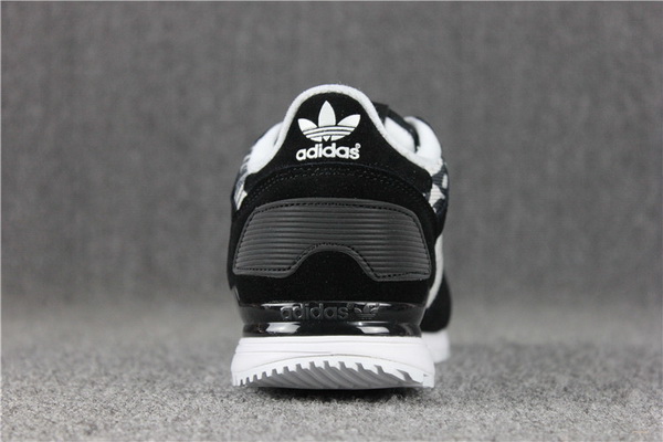 Adidas Originals ZX700-009