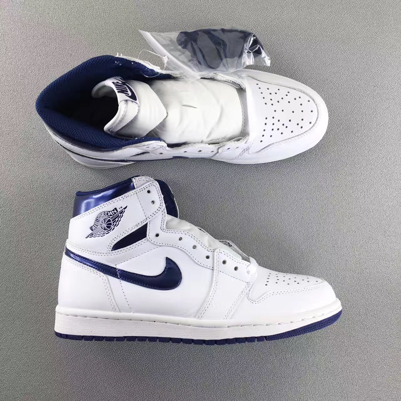 Authentic Air Jordan 1 Metallic Navy