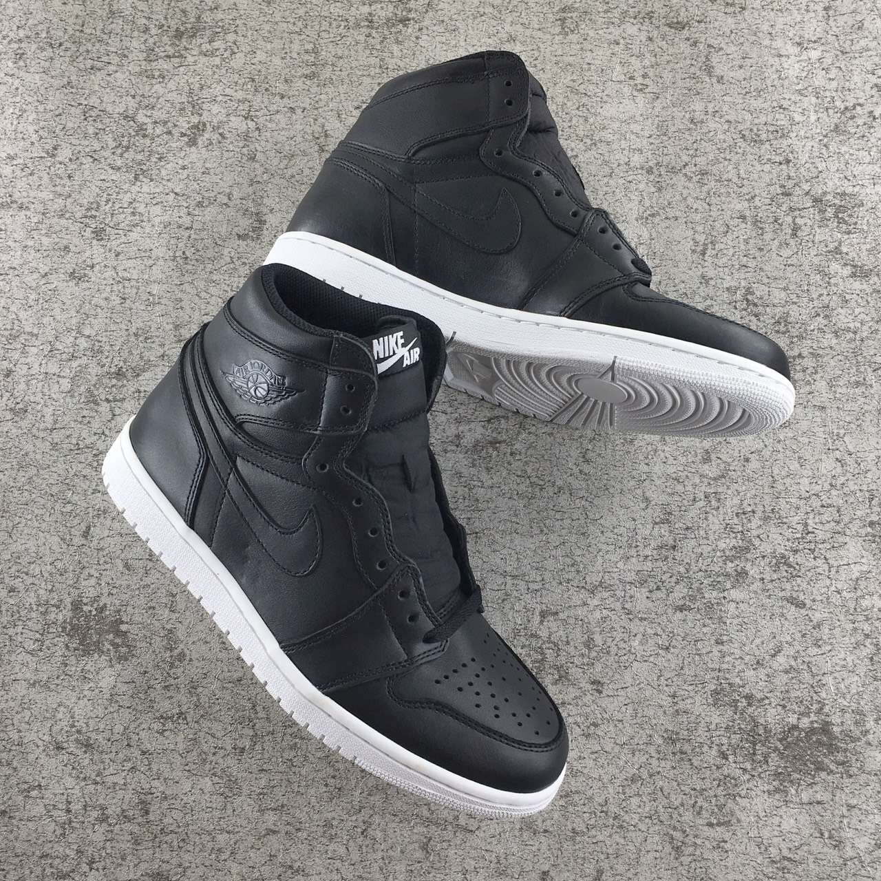 Authentic Air Jordan 1 Oreo