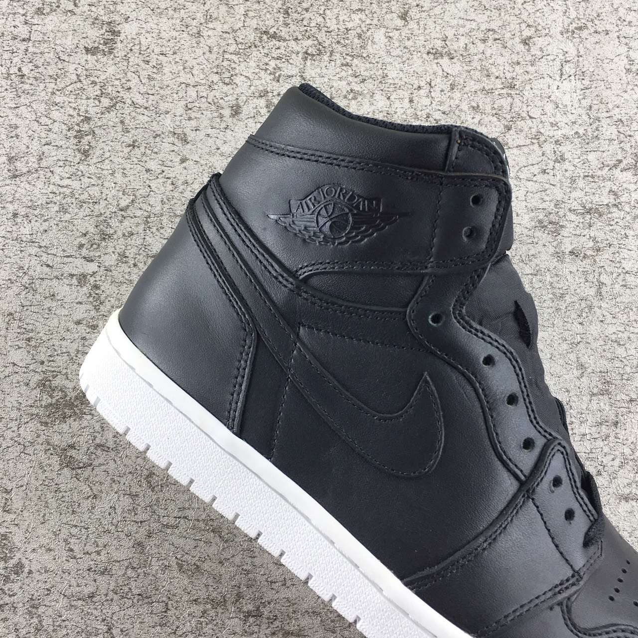 Authentic Air Jordan 1 Oreo