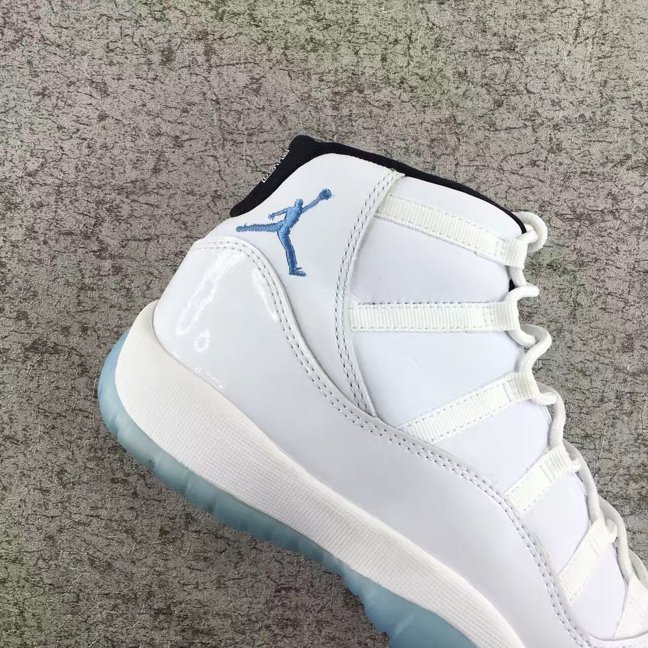 Authentic Air Jordan 11 GS Legend Blue