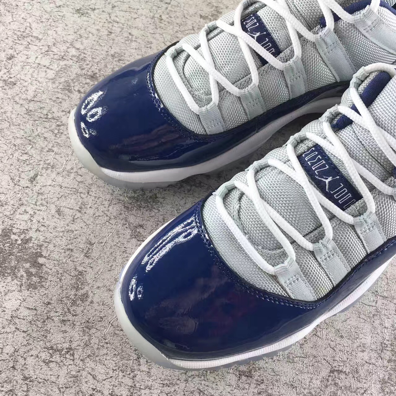 Authentic Air Jordan 11 GS Low Georgetown