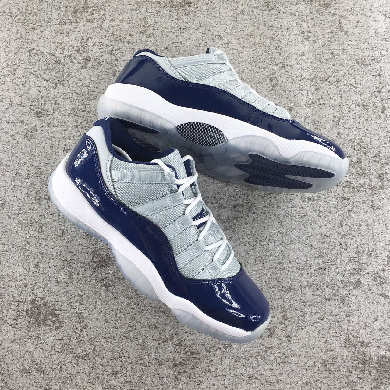 Authentic Air Jordan 11 GS Low Georgetown