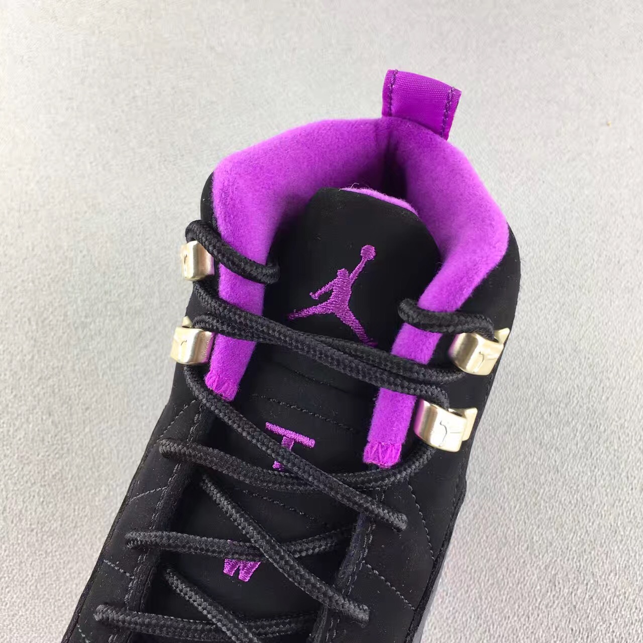 Authentic Air Jordan 12 GS Hyper Violet