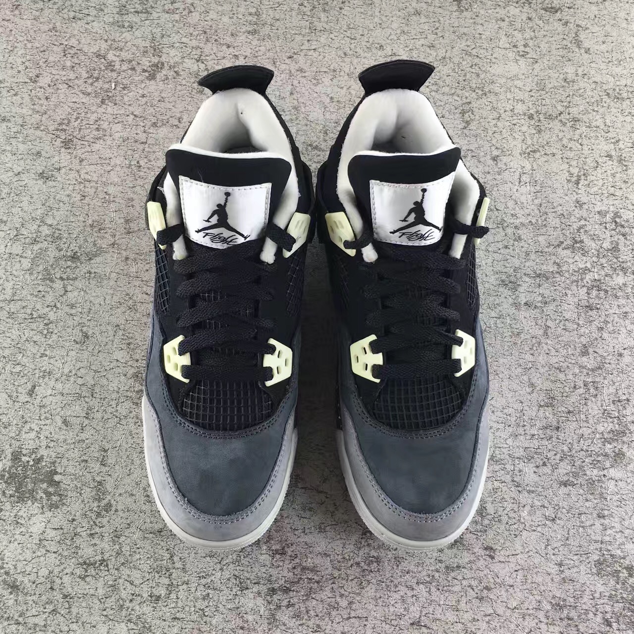 Authentic Air Jordan 4 GS Fear Pack