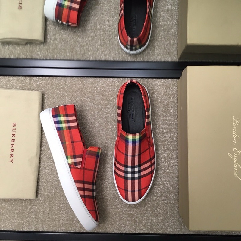 Burberry women shoes 1;1 quality-005