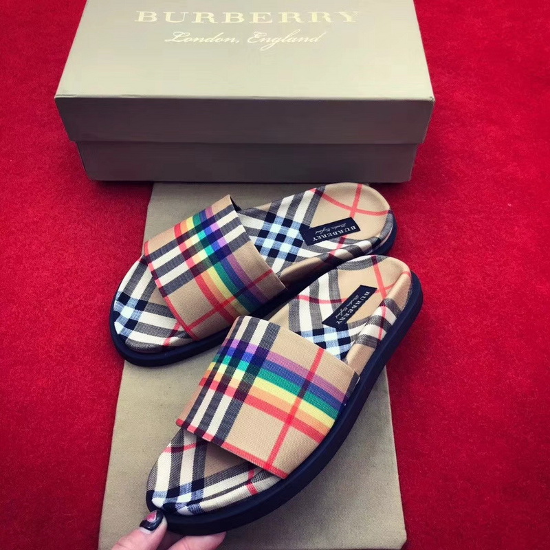 Burberry women slippers AAA-006(35-42)