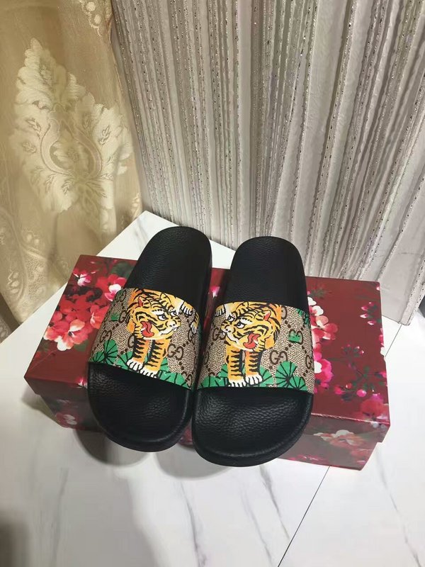 G men slippers AAA-084