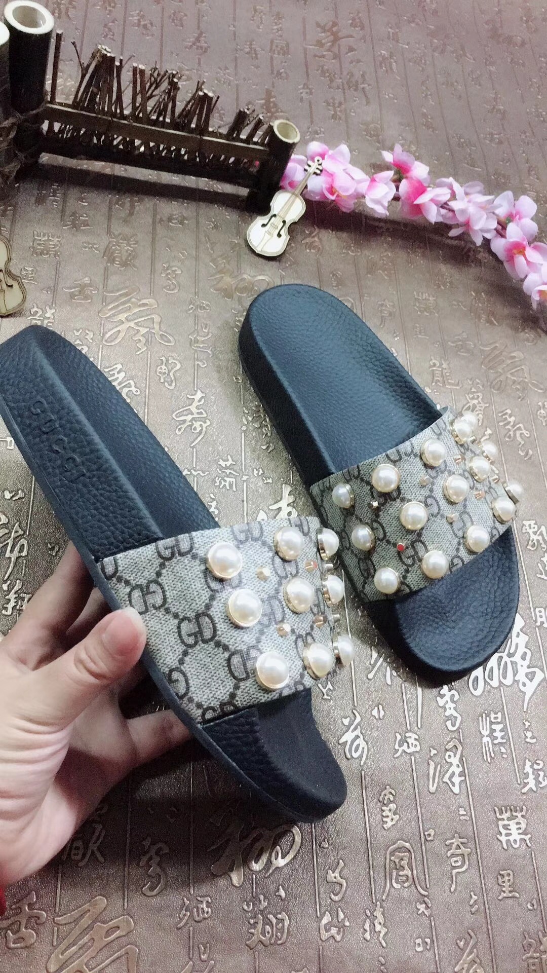 G women slippers AAA-039