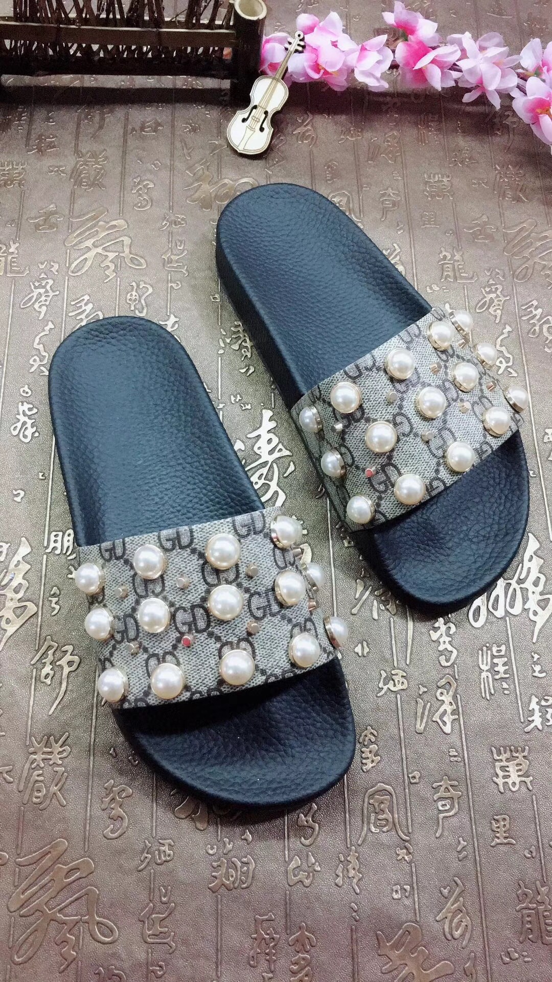 G women slippers AAA-039