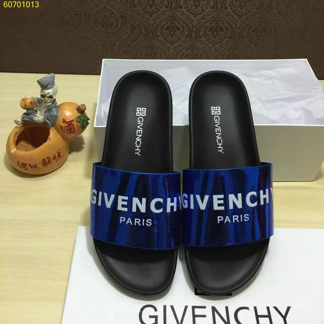 Givenchy men slippers AAA-010(38-44)