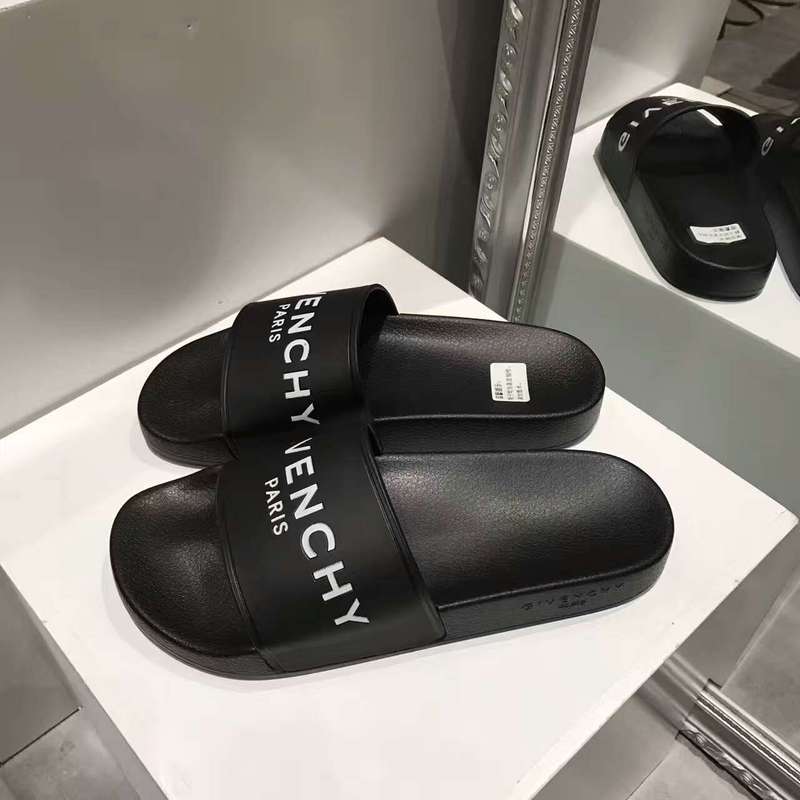 Givenchy men slippers AAA-020(40-45)