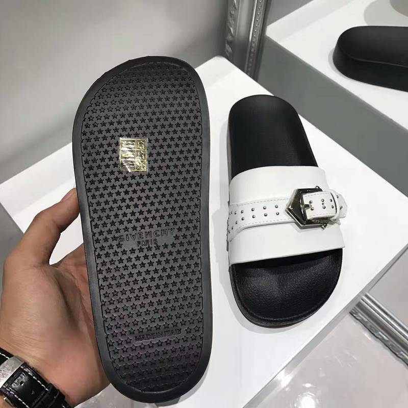 Givenchy men slippers AAA-027(40-44)