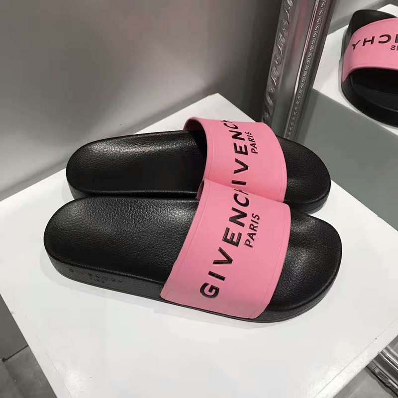 Givenchy women slippers AAA-002(35-40)