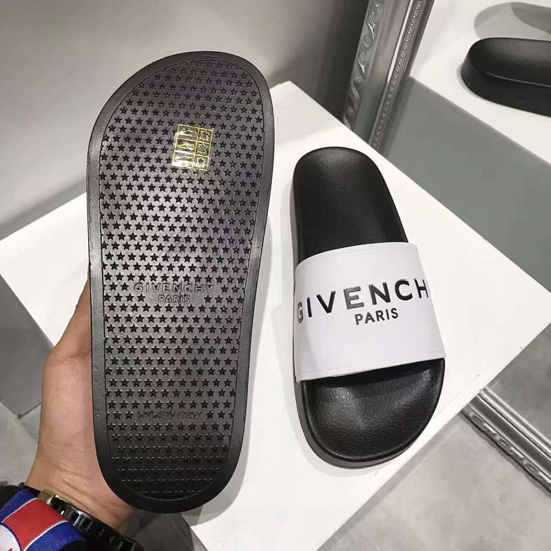 Givenchy women slippers AAA-003(35-40)