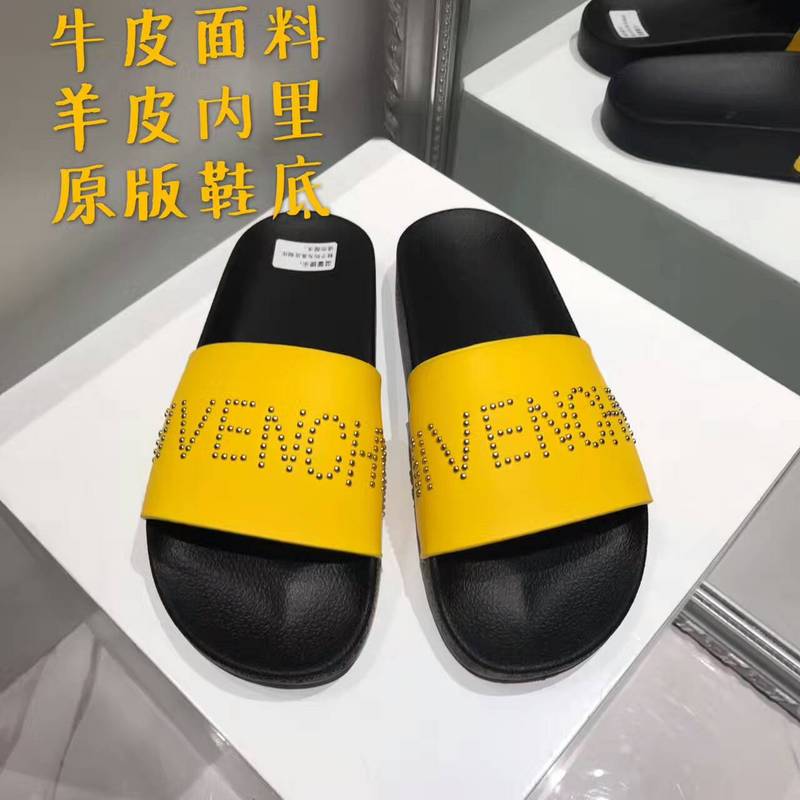 Givenchy women slippers AAA-015(35-40)