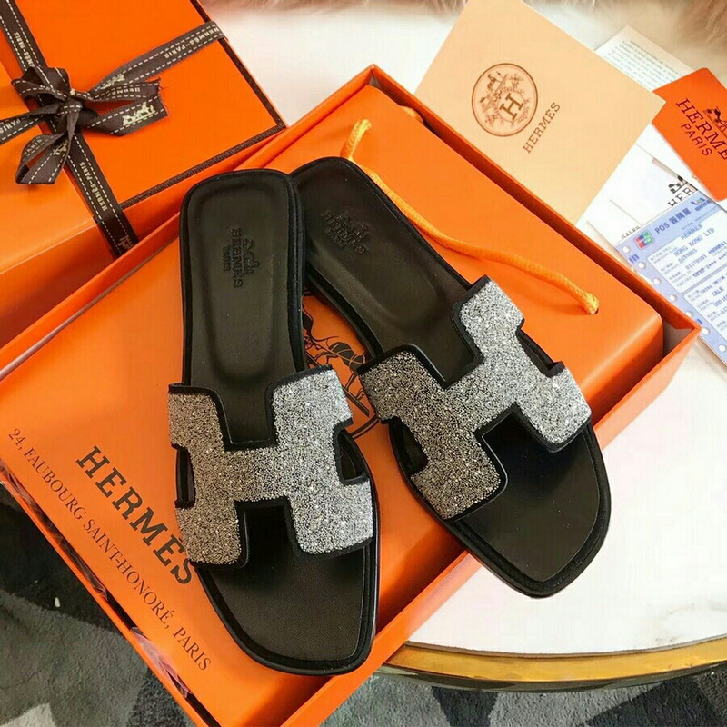 Hermes women slippers AAA-166(35-39)