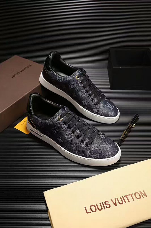 LV Men shoes 1:1 quality-123