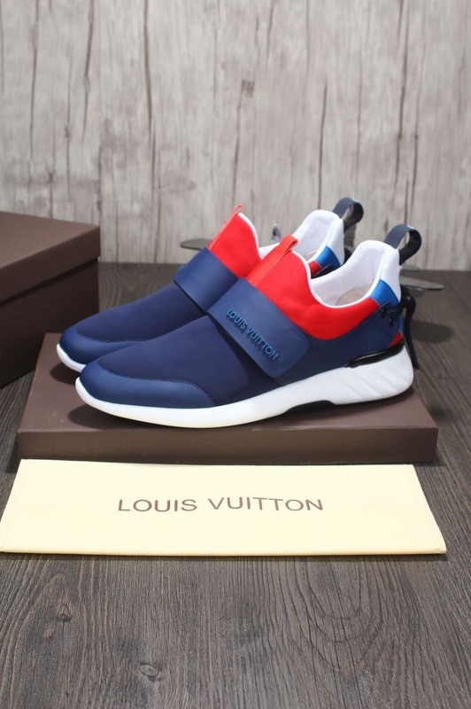 LV Men shoes 1:1 quality-191