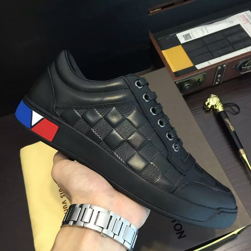 LV Men shoes 1:1 quality-234