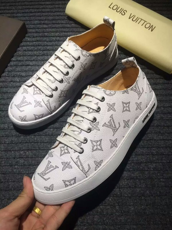 LV Men shoes 1:1 quality-236