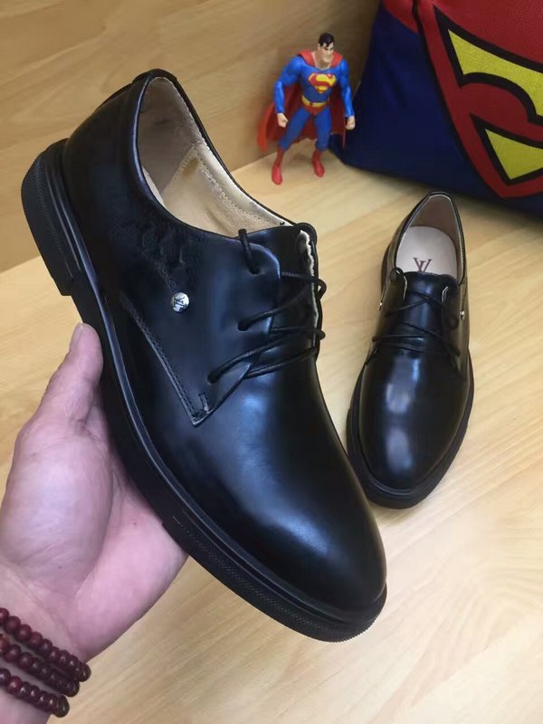 LV Men shoes 1:1 quality-278