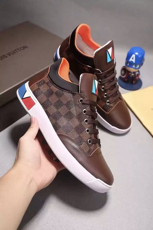 LV Men shoes 1:1 quality-284