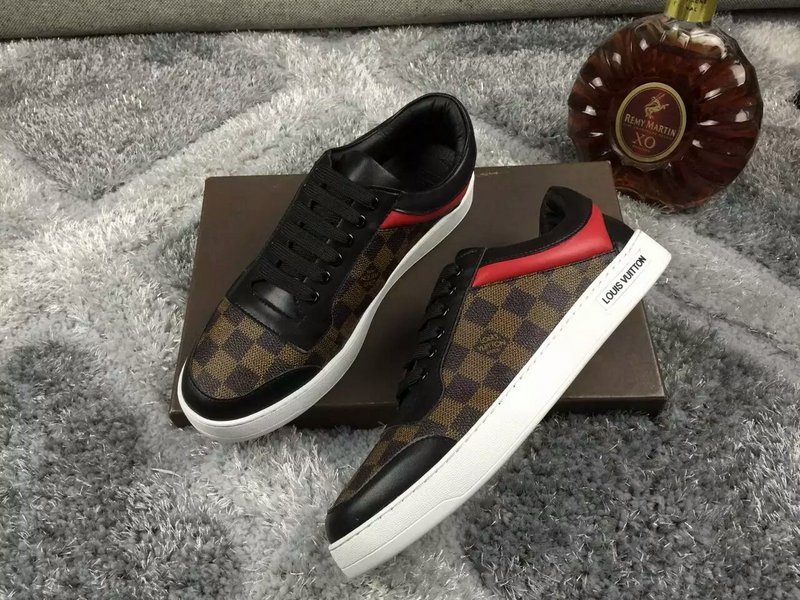 LV Men shoes 1:1 quality-295