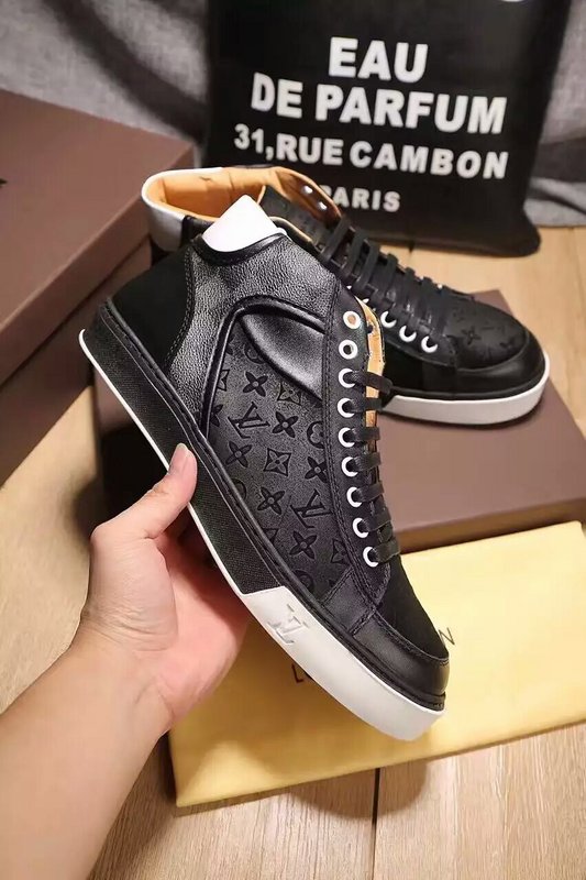 LV Men shoes 1:1 quality-316