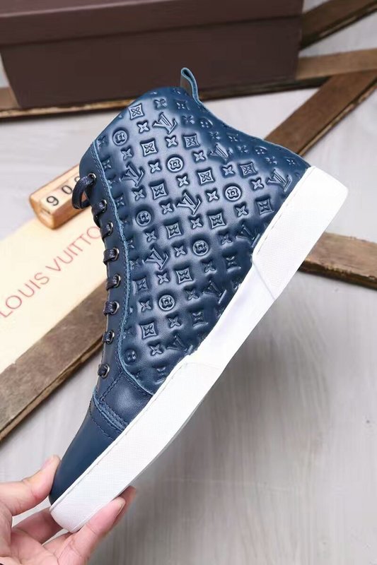 LV Men shoes 1:1 quality-344