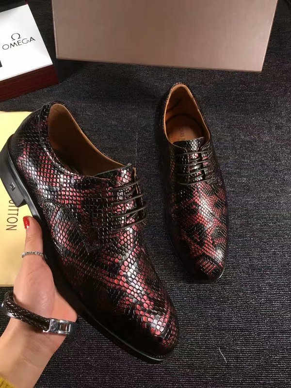 LV Men shoes 1:1 quality-369