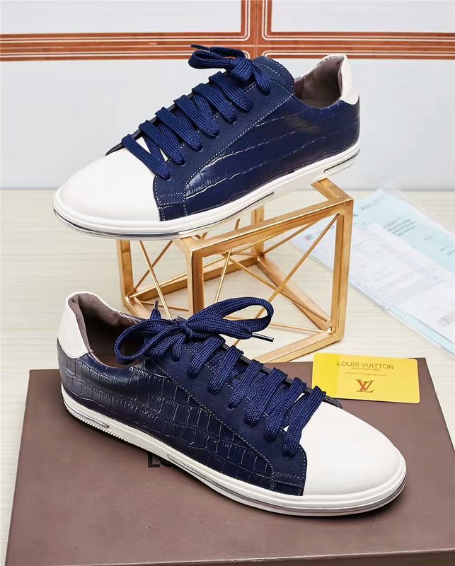 LV Men shoes 1:1 quality-435