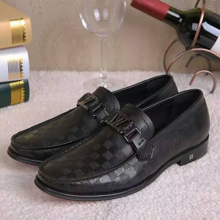 LV Men shoes 1:1 quality-491