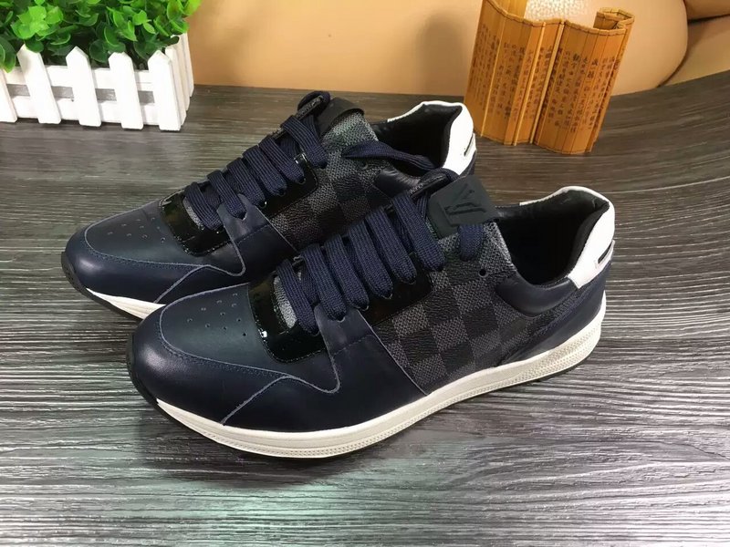 LV Men shoes 1:1 quality-526