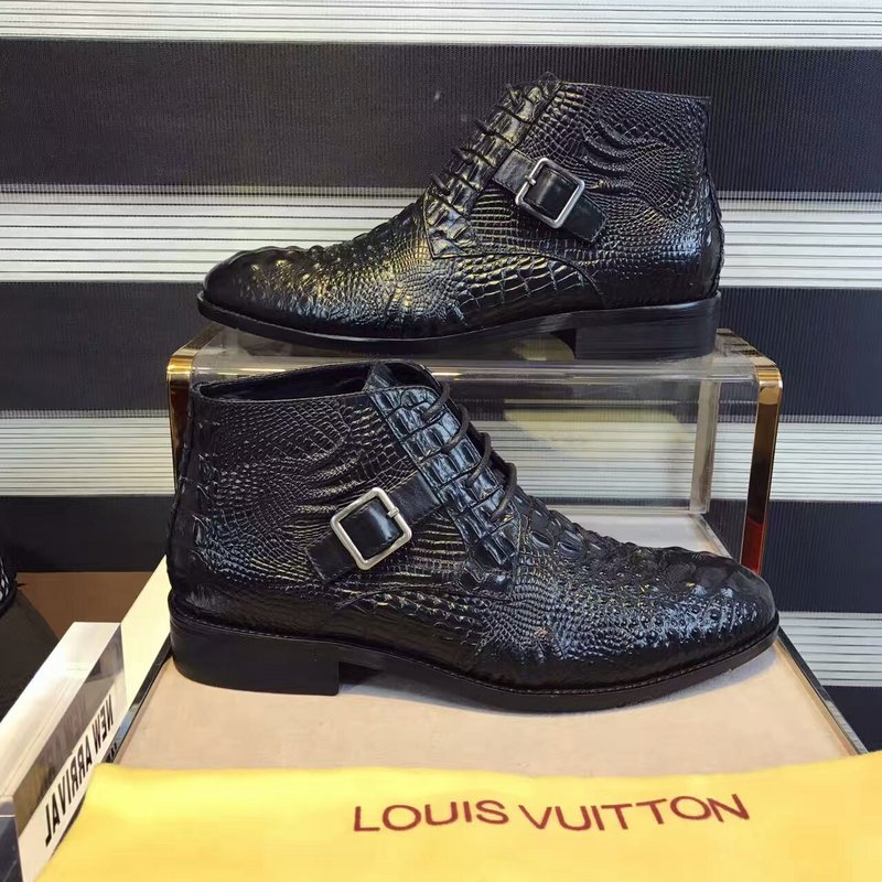 LV Men shoes 1:1 quality-547