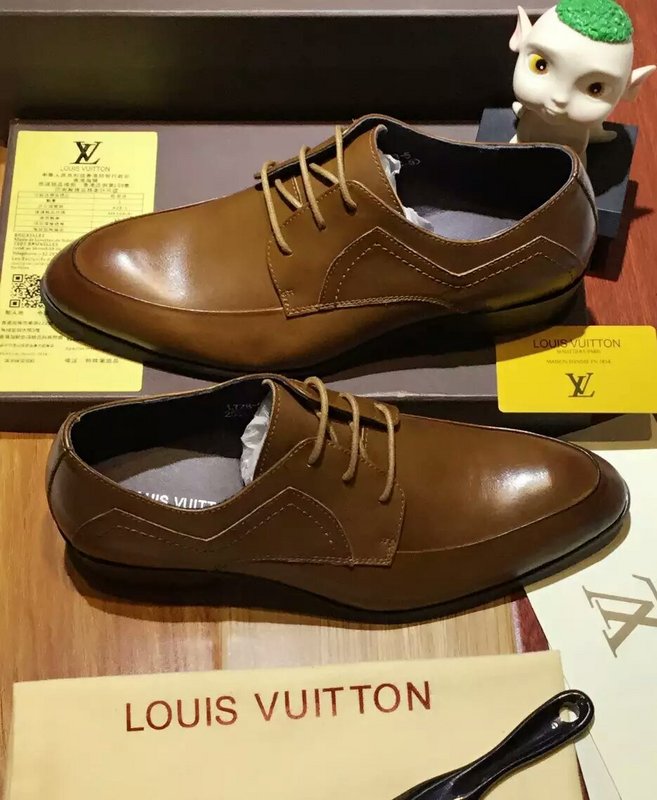 LV Men shoes 1:1 quality-583