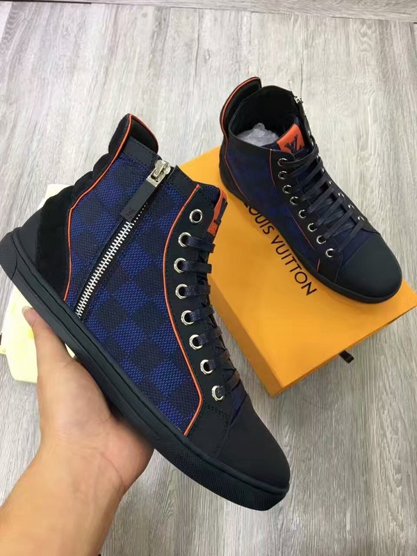 LV Men shoes 1:1 quality-685