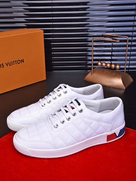 LV Men shoes 1:1 quality-797