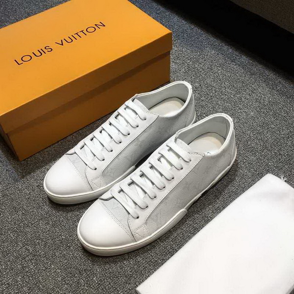 LV Men shoes 1:1 quality-808