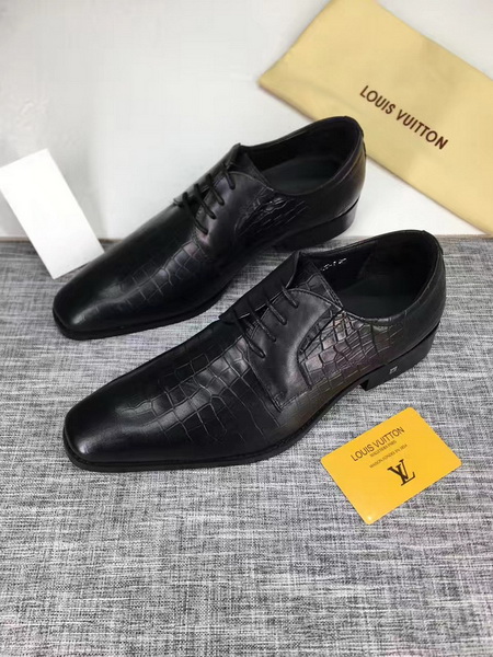 LV Men shoes 1:1 quality-912