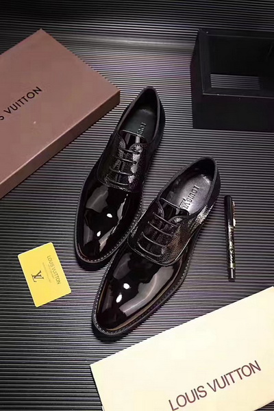 LV Men shoes 1:1 quality-913